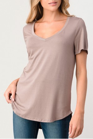 T211M<br/>S/S V-neck Tee